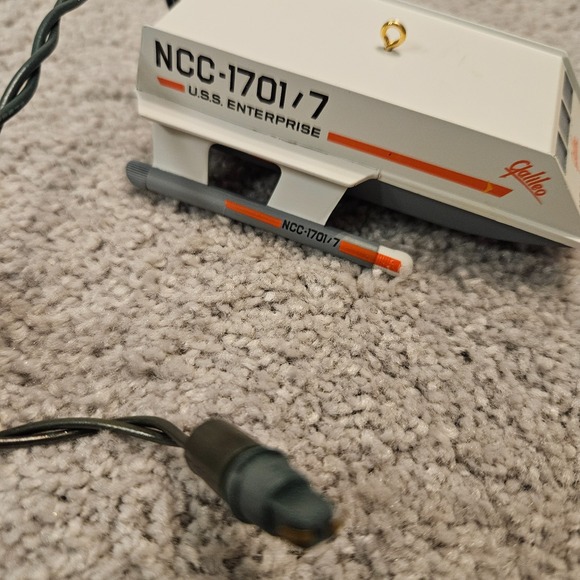 Hallmark 1992 Star Trek Shuttlecraft Galileo Ornament Light Works‎ No Sound - Picture 7 of 14